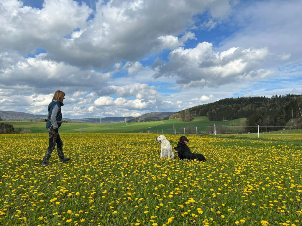 Juliane mit zwei Hunden